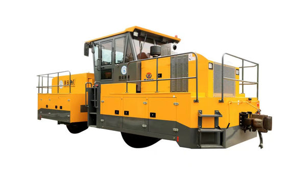 HTRR113 type rail-road dual-purpose tractor uses internationally renowned brand engines