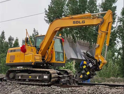 Public Dual Purpose Excavator Railway Construction Equipment Wheel Train Lifting And Driving Device