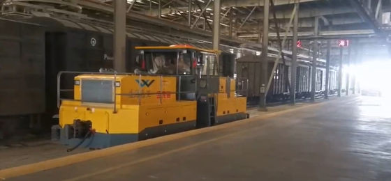 HTRR113 type rail-road dual-purpose tractor uses internationally renowned brand engines