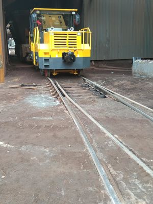 HTRR110 type rail-road tractor integrated body, steel wheel drive can be customized